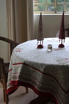 square  french cloth with olive design