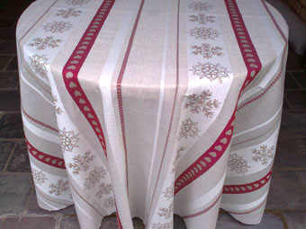 90in round christmas tablecloth