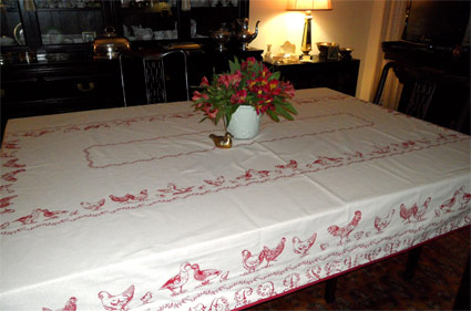 hen design tablecloth
