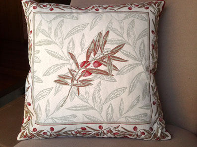 french pillow provencal style with olives