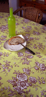 Flowers green toile tablecloth