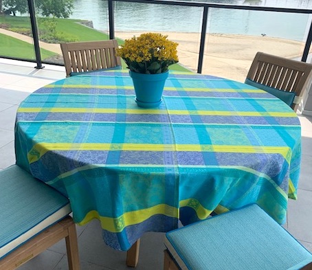 80 inches round Jacquard tablecloth