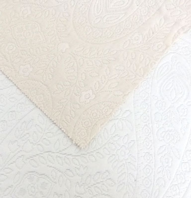 matelasse tablecloth