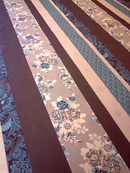 blue and grey coated tablecloth